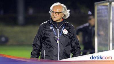 Asia Di-Piala - Santunnya Eks Pelatih PSM di Piala Asia 2023 - sport.detik.com - Qatar - China - Indonesia - Lebanon - Tajikistan