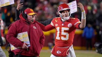 Patrick Mahomes - Andy Reid - Ed Zurga - Chiefs irate after NFL officials fail to throw flag on Dolphins on critical play - foxnews.com - state Missouri