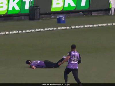 Punjab Kings - Dan Lawrence - Nathan Ellis - Watch: IPL Star Dangerously Lands On His Ribs While Attempting Catch In Big Bash League, Then This Happens - sports.ndtv.com - Australia - South Africa - India - county Ellis - county Mitchell
