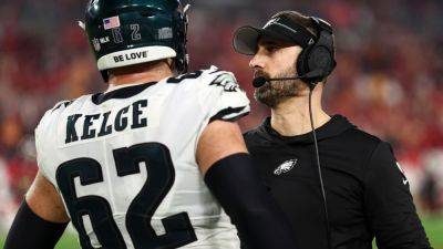 Nick Sirianni - Nick Sirianni, Eagles face questions after late-season collapse, playoff exit - ESPN - espn.com - New York - county Bay