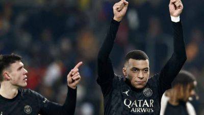 Mbappe strikes as PSG sink 10-man Lens to stretch Ligue 1 lead