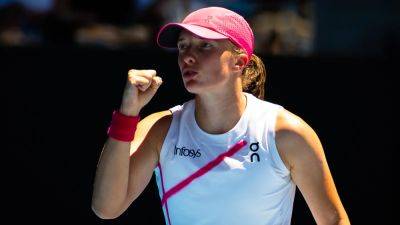 Iga Swiatek too strong for Sofia Kenin at Australian Open