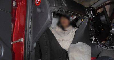People smuggler jailed after Vietnamese woman found stuffed inside car's dashboard