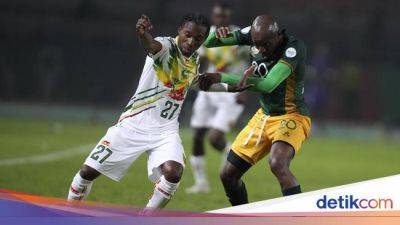Bertrand Traore - Hasil Piala Afrika 2023: Namibia Atasi Tunisia, Mali Kalahkan Afsel - sport.detik.com - Namibia - Tunisia - Burkina Faso - Mauritania - Mali - Angola