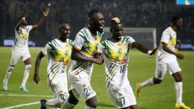 Two goals in six minutes earn Mali win over South Africa