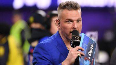 Pat McAfee claims he was 'canceled by both parties' amid Aaron Rodgers-Jimmy Kimmel drama