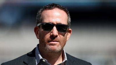 Nick Sirianni - Mitchell Leff - Eagles legend thinks GM Howie Roseman, not Nick Sirianni, is on the hot seat - foxnews.com - county Eagle - county Bay