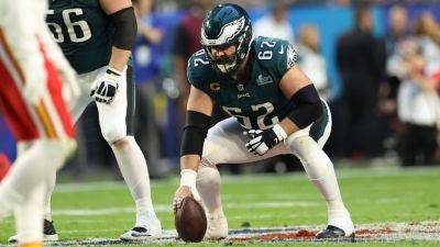 Travis Kelce - Jason Kelce - Adam Schefter - Jason Kelce: Final call on career coming 'when it's time' - ESPN - espn.com - county Eagle - county Bay