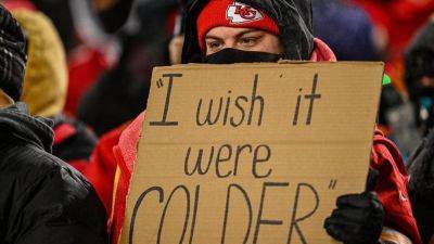15 fans hospitalized after sitting through freezing Chiefs-Dolphins game