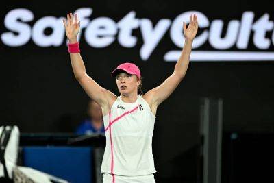'At the airport already': Swiatek stages epic comeback to survive Australian Open scare