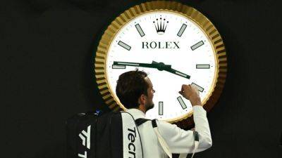 Andy Murray - Craig Tiley - Australian Open's failed schedule experiment -- Too-late matches remain - ESPN - espn.com - Australia