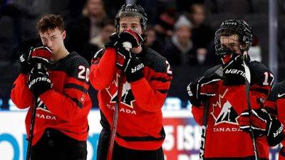 Defending champion Canada ousted from world juniors on late Czech goal in quarterfinals