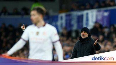 Aston Villa - Pep Guardiola - Micah Richards - Liga Inggris - Tunggu Maret-April Kalau Mau Kritik Man City - sport.detik.com