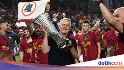 Trofi-trofi Penting dalam Karier Jose Mourinho