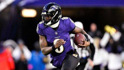 Lamar Jackson's 4-TD day puts Ravens back in AFC title game - ESPN - espn.com - state Tennessee - county Buffalo - Baltimore - Houston - county Lamar