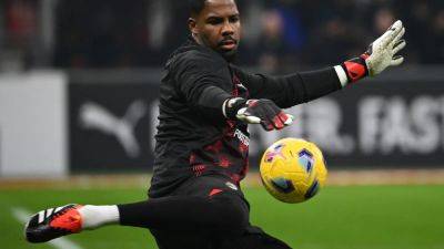 Mike Maignan - 'Stand Up To Racism': AC Milan Keeper Mike Maignan - sports.ndtv.com - France - Italy