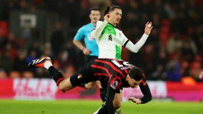 Liverpool breeze past Bournemouth to go five points clear