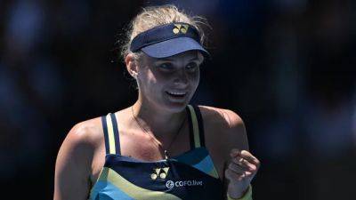 Ukrainian qualifier Yastremska tops Azarenka to reach Australian Open quarterfinals