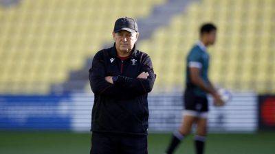 Gatland warns rivals not to underestimate Wales' young guns
