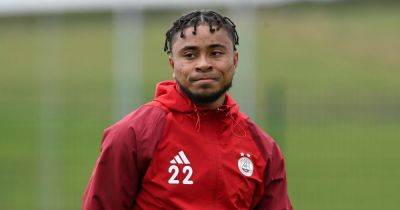 Vicente Besuijen offered Aberdeen FC transfer exit route as forgotten man heads for Dutch second tier
