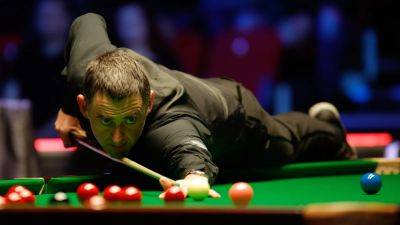 Ronnie O'Sullivan eventually finds his feet to win World Open qualifier