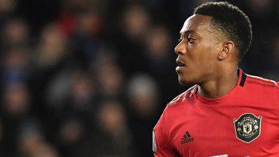Manchester United’s Martial out for 10 weeks