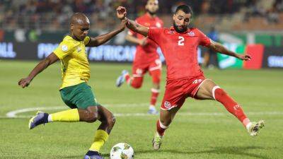 Tunisia limp out of Africa Cup of Nations after goalless draw with South Africa - france24.com - Namibia - South Africa - Algeria - Tunisia - Mali - Ivory Coast