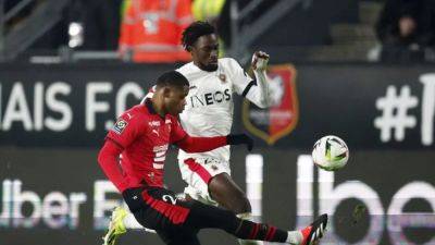 Guessand penalty secures Nice win over Metz