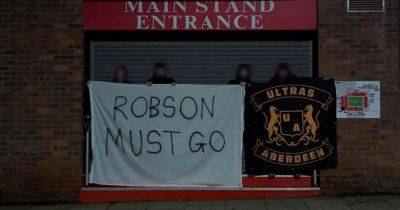 Aberdeen FC ultras want Barry Robson OUT and tell him why it's time to go in front door Pittodrie protest