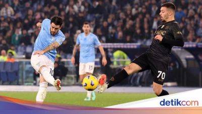 Luis Alberto - Juan Jesus - Mario Rui - Lazio Vs Napoli Tuntas 0-0 - sport.detik.com