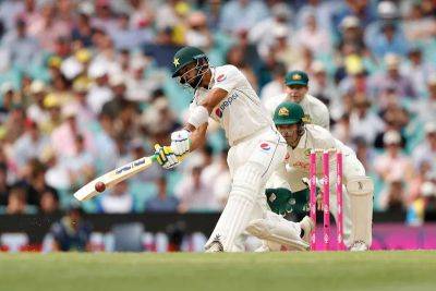 Pat Cummins - Alex Carey - Steve Smith - Shaheen Afridi - Josh Hazlewood - Aamer Jamal leads Pakistan's fightback in Sydney Test - thenationalnews.com - Australia - Pakistan
