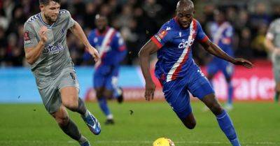 Everton hold Crystal Palace to force FA Cup third-round replay