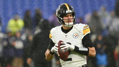 Steelers keep playoff hopes alive with win over Ravens - ESPN