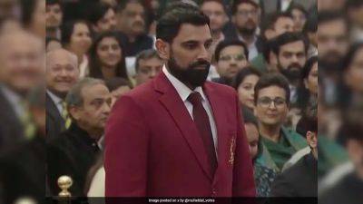Star India - Mohammed Shami - Watch: Mohammed Shami's 'Walk Of Pride' As President Honours Him With Arjuna Award - sports.ndtv.com - India - Singapore