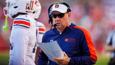 Sources: Auburn coach Hugh Freeze to take over playcalling - ESPN