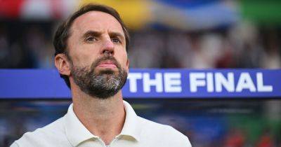 Aston Villa - Sean Dyche - Gareth Southgate - Gareth Southgate Manchester United stance explained as fresh manager talks hint dropped - manchestereveningnews.co.uk