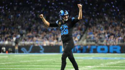 Jared Goff throws perfect game to set NFL record in Lions' win - ESPN