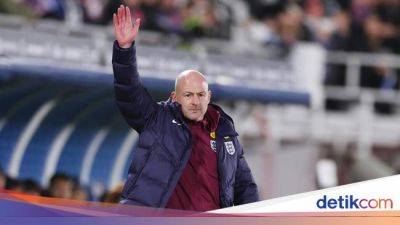 Lee Carsley: Inggris Pantas Punya Pelatih Kelas Dunia