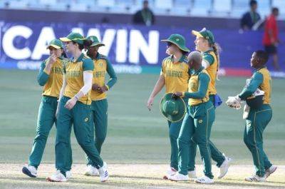 Proteas cruise to seven-wicket win against Bangladesh to top Group B... for now