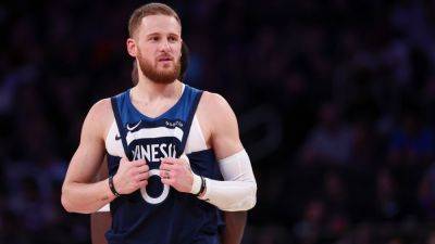 Donte DiVincenzo, Rick Brunson exchange words after Wolves-Knicks - ESPN