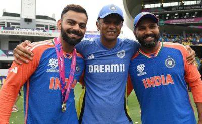 Virat Kohli - Rohit Sharma - Rahul Dravid - Tom Latham - Gary Stead - Tim Southee - Rishabh Pant - Rahul Dravid Reunites With Virat Kohli, Rohit Sharma Ahead Of New Zealand Series - Video Goes Viral - sports.ndtv.com - New Zealand - India - Sri Lanka