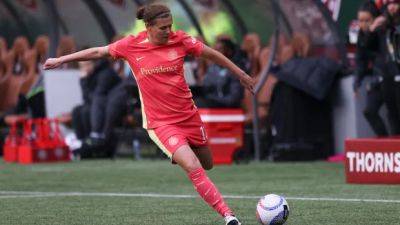 Christine Sinclair scores to help Thorns hand Pride 1st loss of season, stay in playoff race