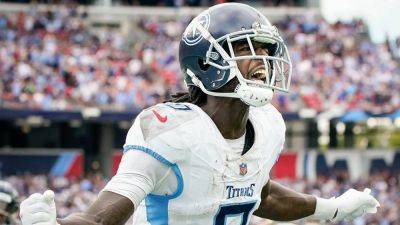 Titans' Calvin Ridley demands more targets early in game as frustration boils over