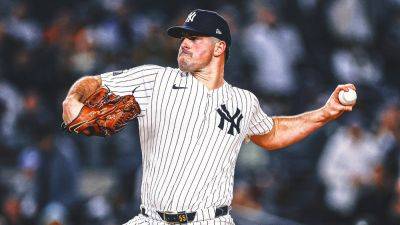 How Carlos Rodón, with tips from Pettitte and Cole, rewarded Yankees' Game 1 gamble