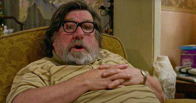 Inside The Royle Family star Ricky Tomlinson's life from family tragedy to time in prison