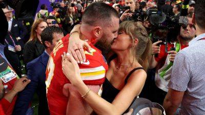 Travis Kelce - Pat Macafee - Taylor Swift - Pat McAfee praises Travis Kelce for handling spotlight well amid relationship with Taylor Swift - foxnews.com - New York - county Travis - county Taylor - county Swift - county Bronx