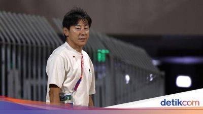 Mees Hilgers - Shin Tae-Yong - Shin Tae-yong Dinilai Salah Taktik, PSSI Ogah Intervensi - sport.detik.com - China - Indonesia - Bahrain - county Walsh