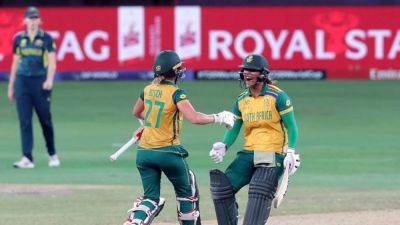 S Africa crush Australia to reach women's T20 WC final