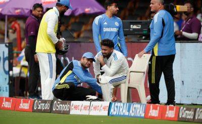 Rohit Sharma - Devon Conway - Rishabh Pant - BCCI Delivers Bitter Rishabh Pant Blow To India On Day 3 Of Bengaluru Test - sports.ndtv.com - county Day - New Zealand - India