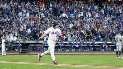 Francisco Lindor - Pete Alonso - Jack Flaherty - Mets build on Alonso's early homer to stay alive against Dodgers, sending NLCS back to LA - cbc.ca - New York - Los Angeles